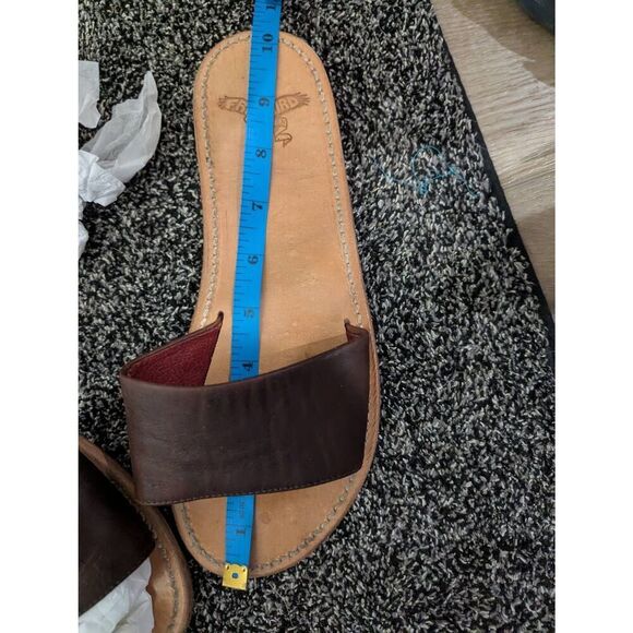 Freebird Golden Slip-on Sandals Cognac Women's 9 - Picture 7 of 7